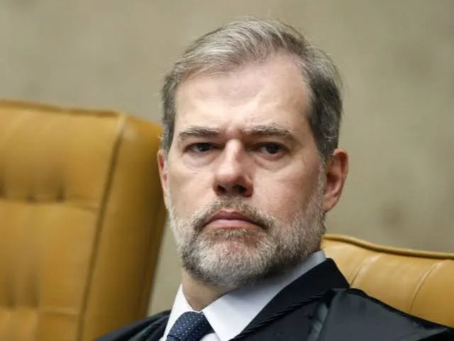 PF Pede Suspeição de Dias Toffoli no Caso Banco Master: Mensagens com Daniel Vorcaro Acendem Alerta no STF